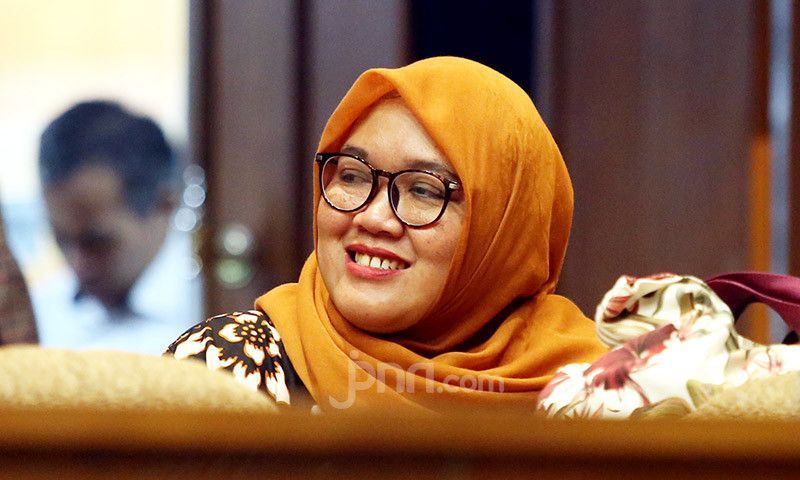 Bu Nur Meminta MenPAN-RB Lebih Peka terhadap Nasib Honorer K2 Tenaga Teknis Administrasi