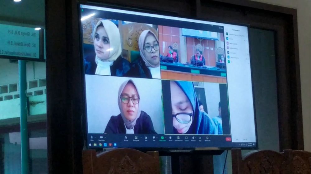 Sidang Kasus Penipuan Pernikahan dan Profesi Erayani Bantah Pengakuan Korban di Media dan Podcast