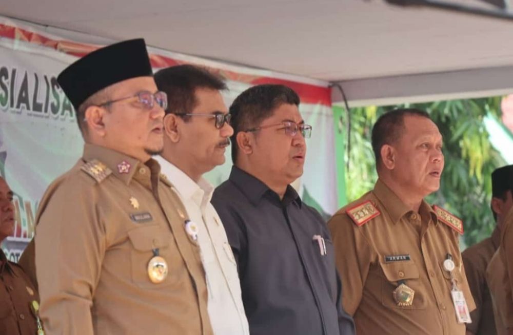 Ketua DPRD Kota Jambi Putra Absor Hasibuan Hadiri Penyerahan Beasiswa PIP 