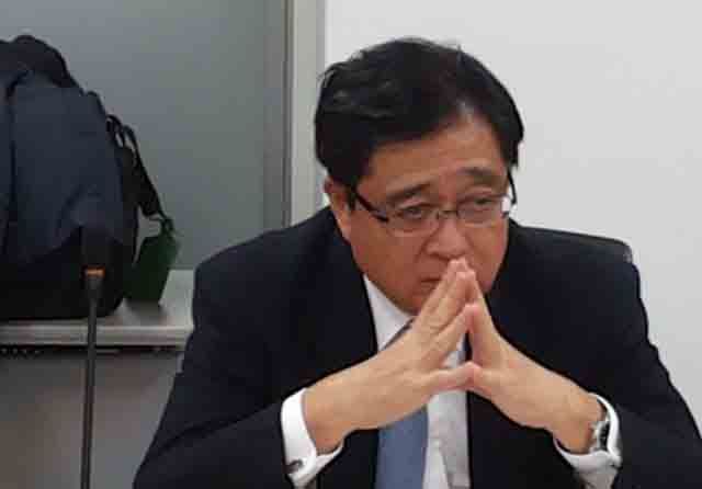 CEO Mitsubishi Motors Corporation Mengundurkan Diri OTOMOTIF