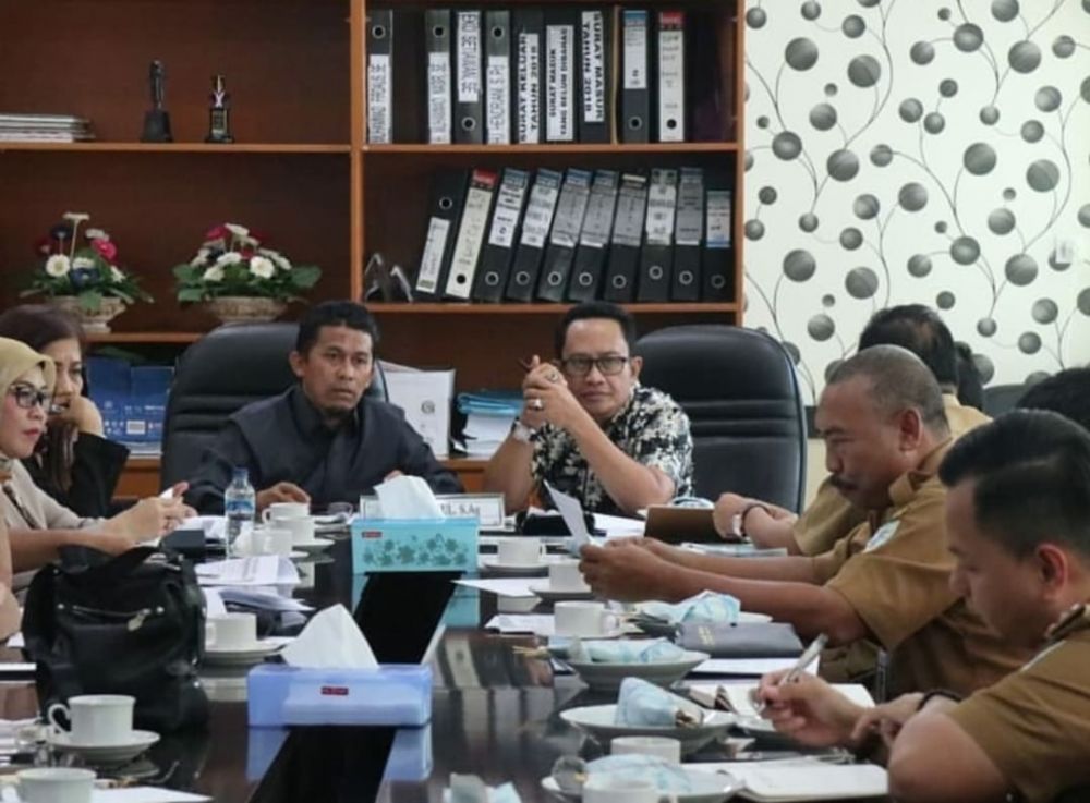 Komisi lV DPRD Kota Jambi Gelar Hearing Dengan Dinsos Kota Jambi