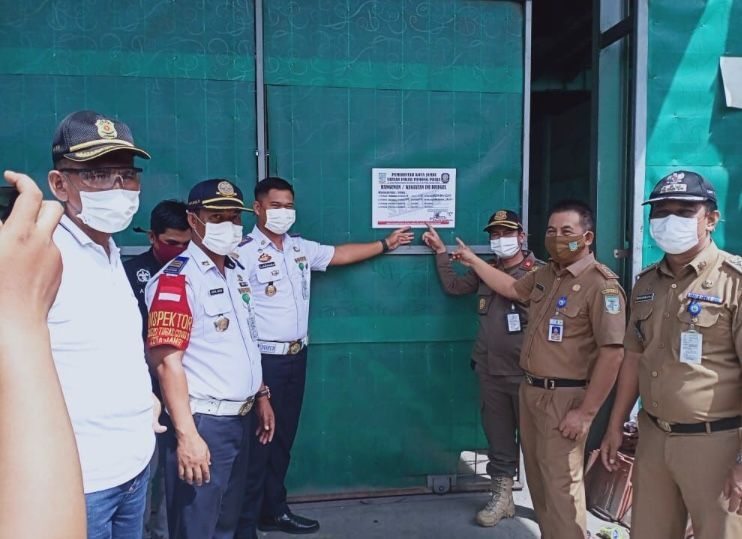 Berulang Kali Melakukan Pelanggaran, Gudang Mitra Bangunan Disegel