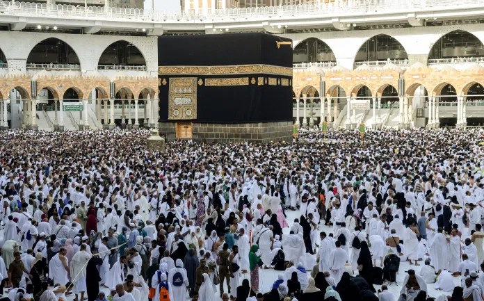 Jamaah Umrah Dibatasi Hanya 3 Jam