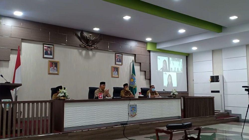 Wali Kota Jambi Syarif Fasha Mengikuti Survei Kepuasan Stakeholders Yang Diselenggarakan  PT. SMI