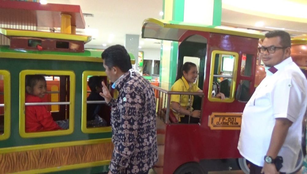 DPRD Kota Jambi Sidak Pelajar Di Mall