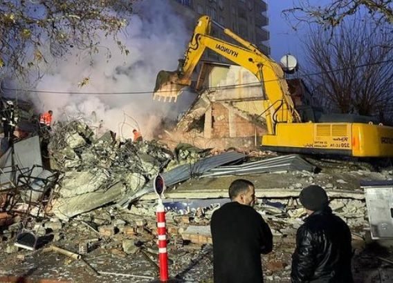 Breaking News, Gempa Dahsyat 7,8 Magnitudo Guncang Negara Turki, Ratusan Korban Meninggal Dunia, 3 WNI Dikabarkan Alami Luka-Luka